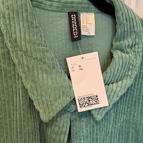 H&M Sage Green Corduroy Shacket - Picture 2 of 4